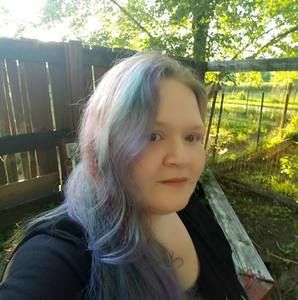 Meet your Posher, Dena